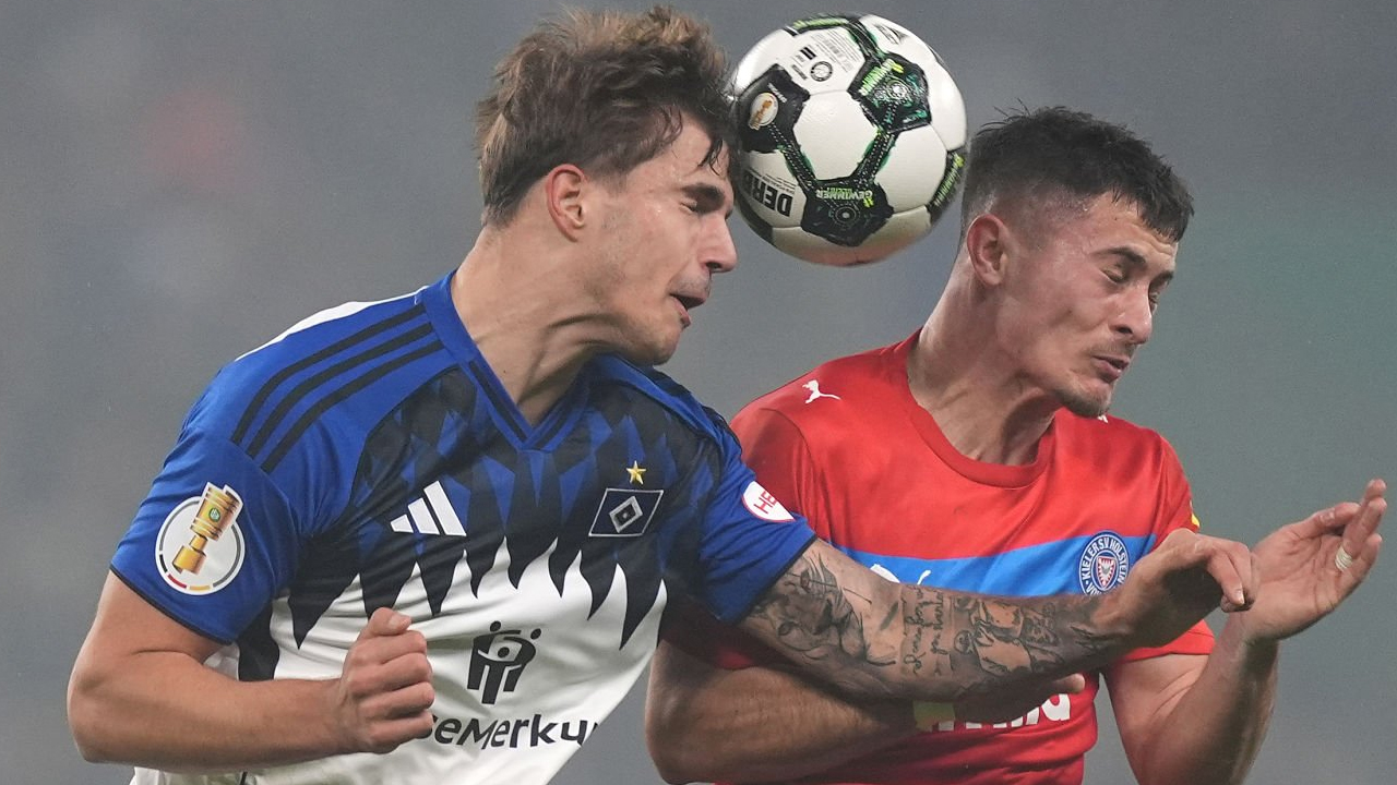 Hasil Pertandingan DFB Pokal Jerman: Hamburger SV 1-1 Holstein Kiel (2-4)