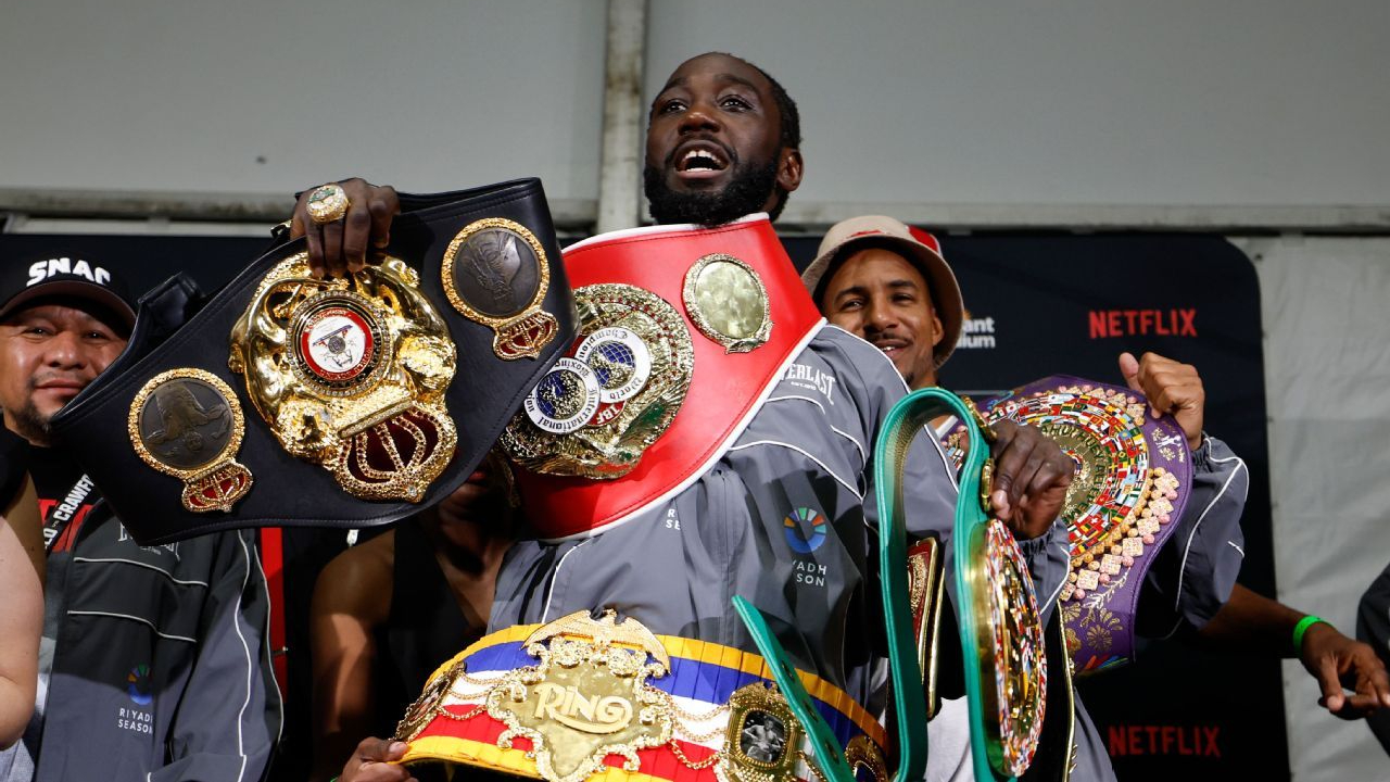 WBC Cabut Gelar Terence Crawford, Sheeraz dan Mbilli Berebut Sabuk Lowong