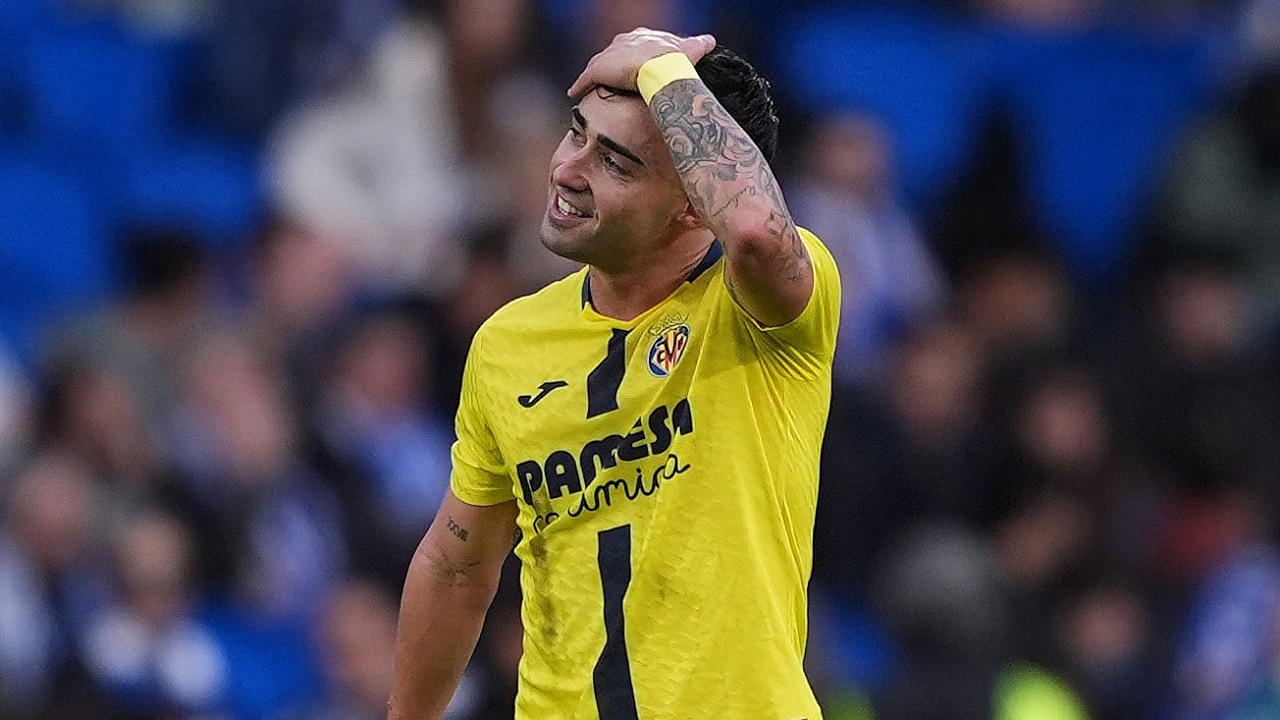 Arsenal membidik winger Villarreal, Alberto Moleiro