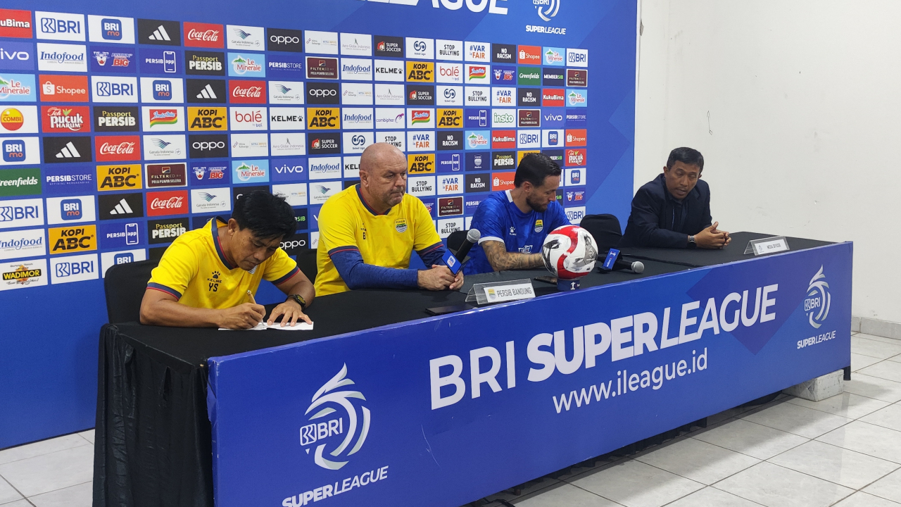 Pelatih Persib, Bojan Hodak