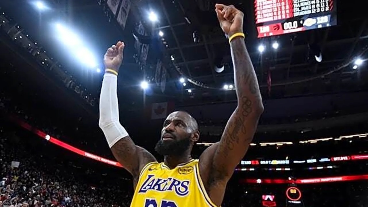 LeBron James Tak Peduli meski Rekornya Terhenti