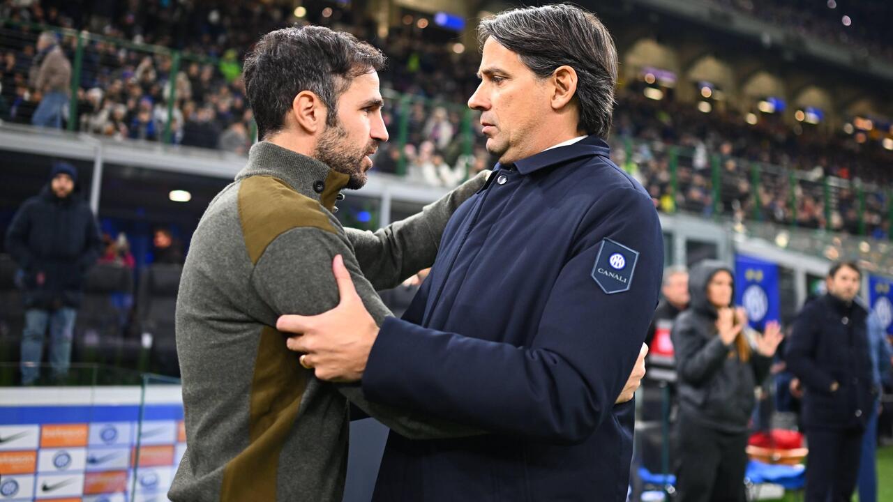 Jelang Inter vs Como akhir pekan besok (7/12), Cesc Fabregas mengungkap ada dua pemain Nerazzurri yang sempat dilirik oleh Como / via Getty Images