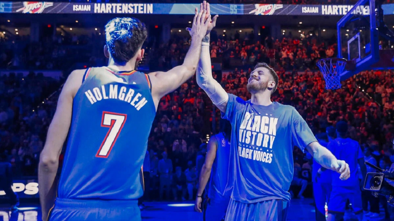 Chet Holmgren buat Isaiah Hartenstein terkesan.