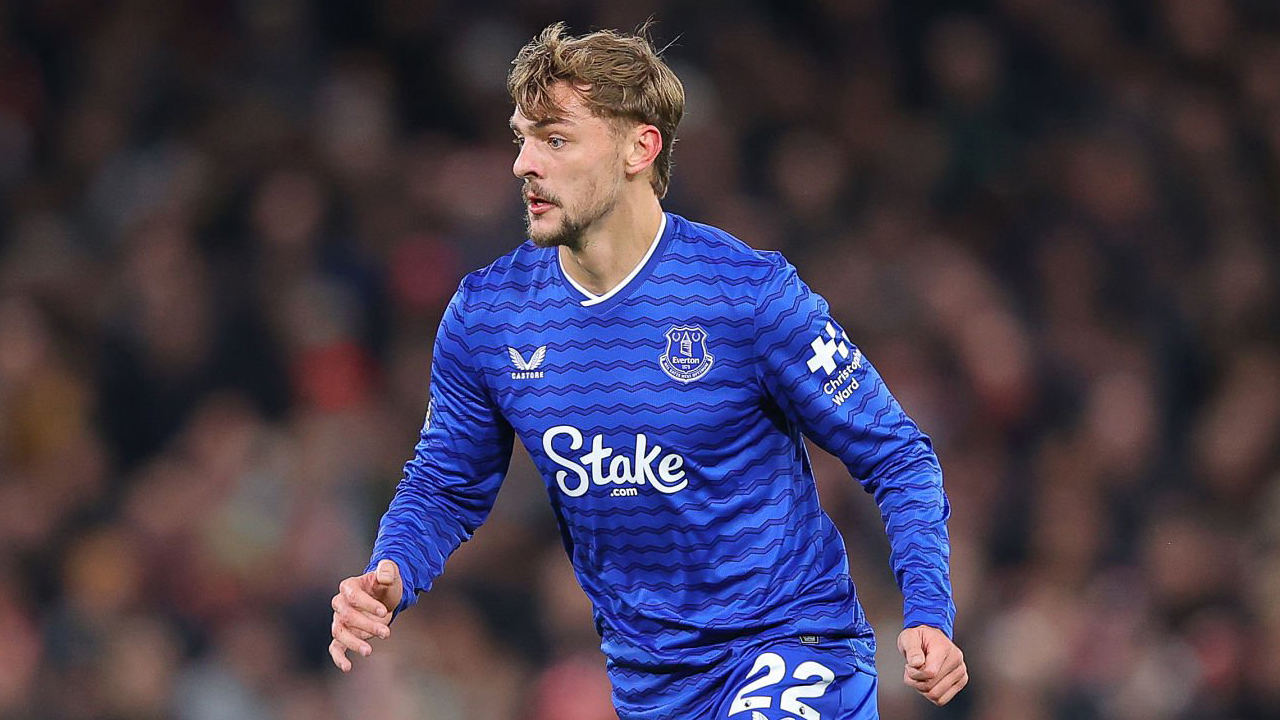 Kiernan Dewsbury-Hall.