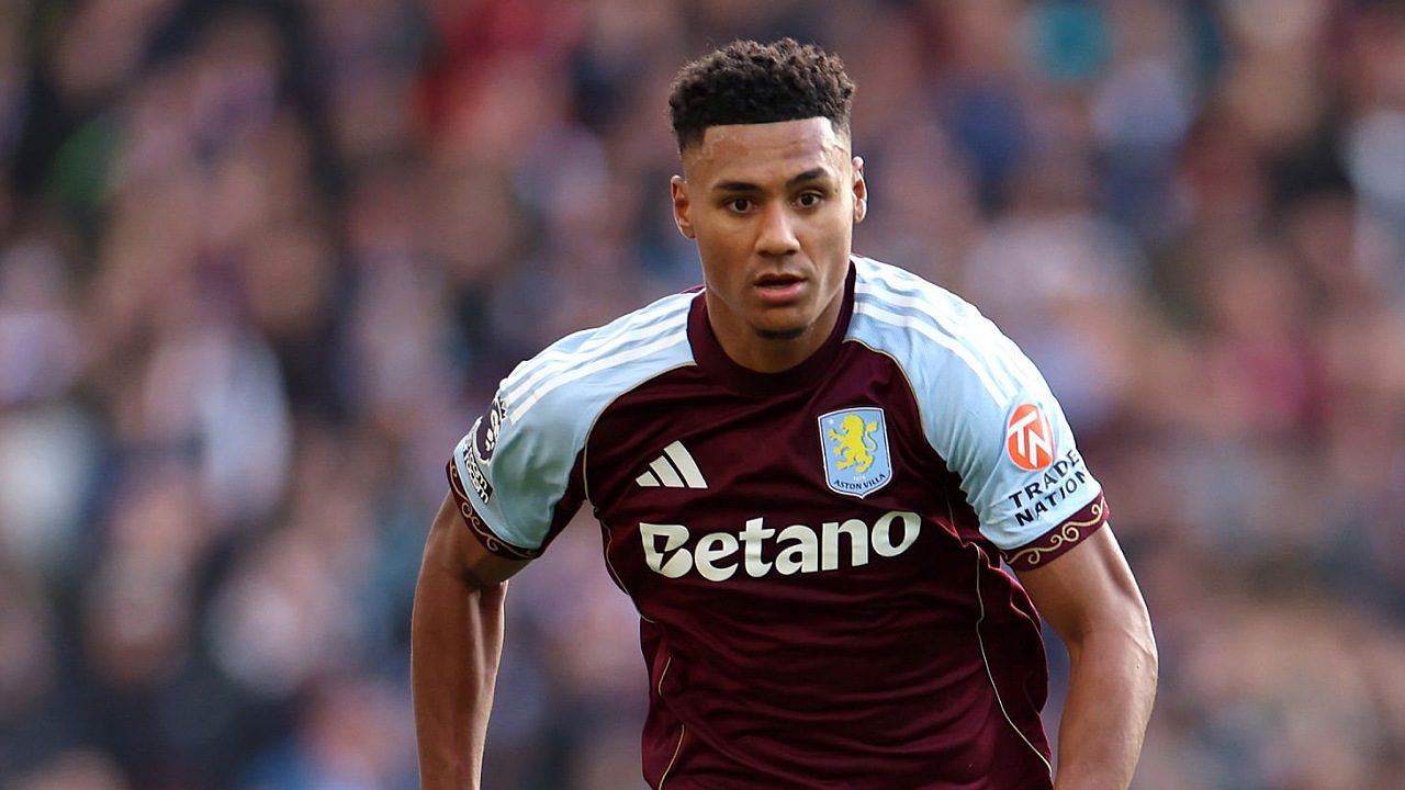 Striker Aston Villa, Ollie Watkins