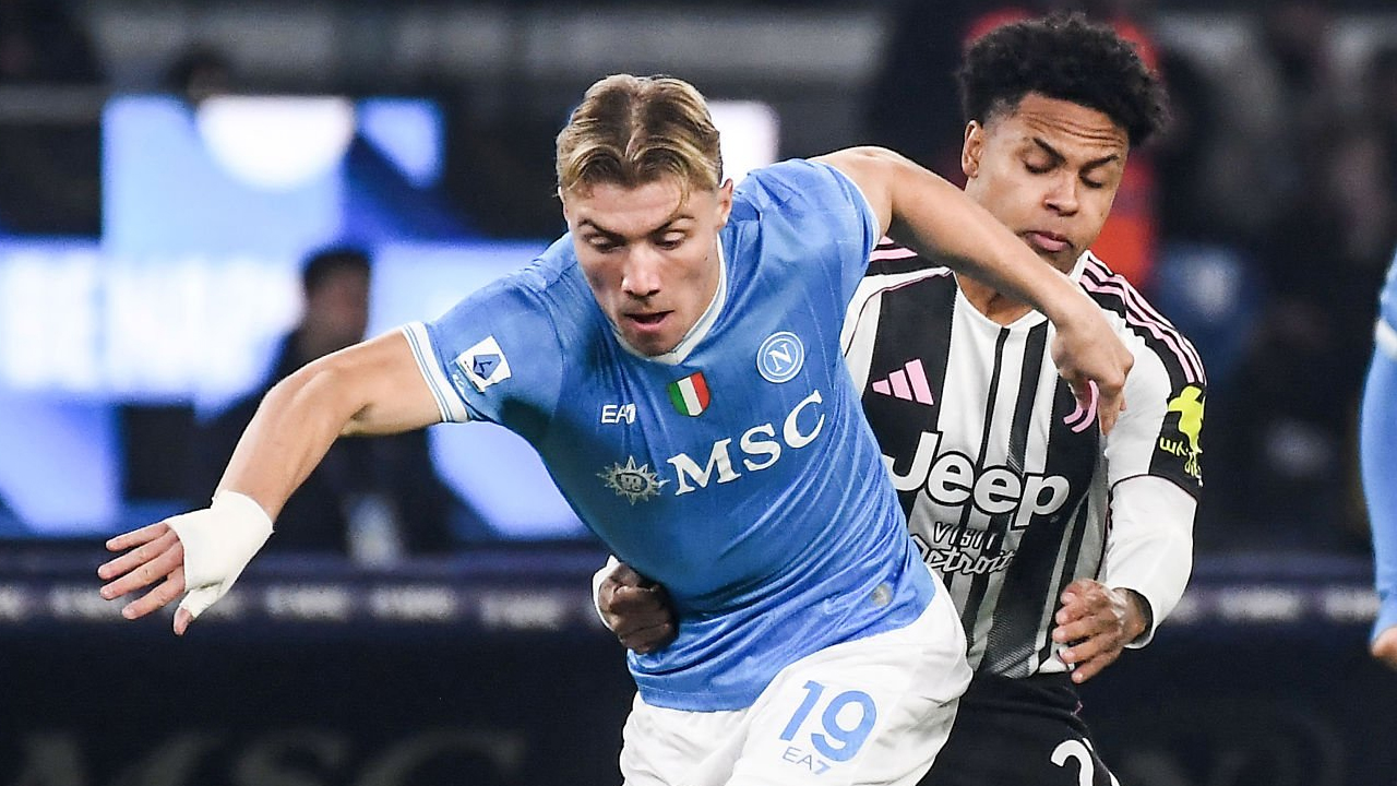 Hasil Pertandingan Serie A Italia: Napoli 2-1 Juventus