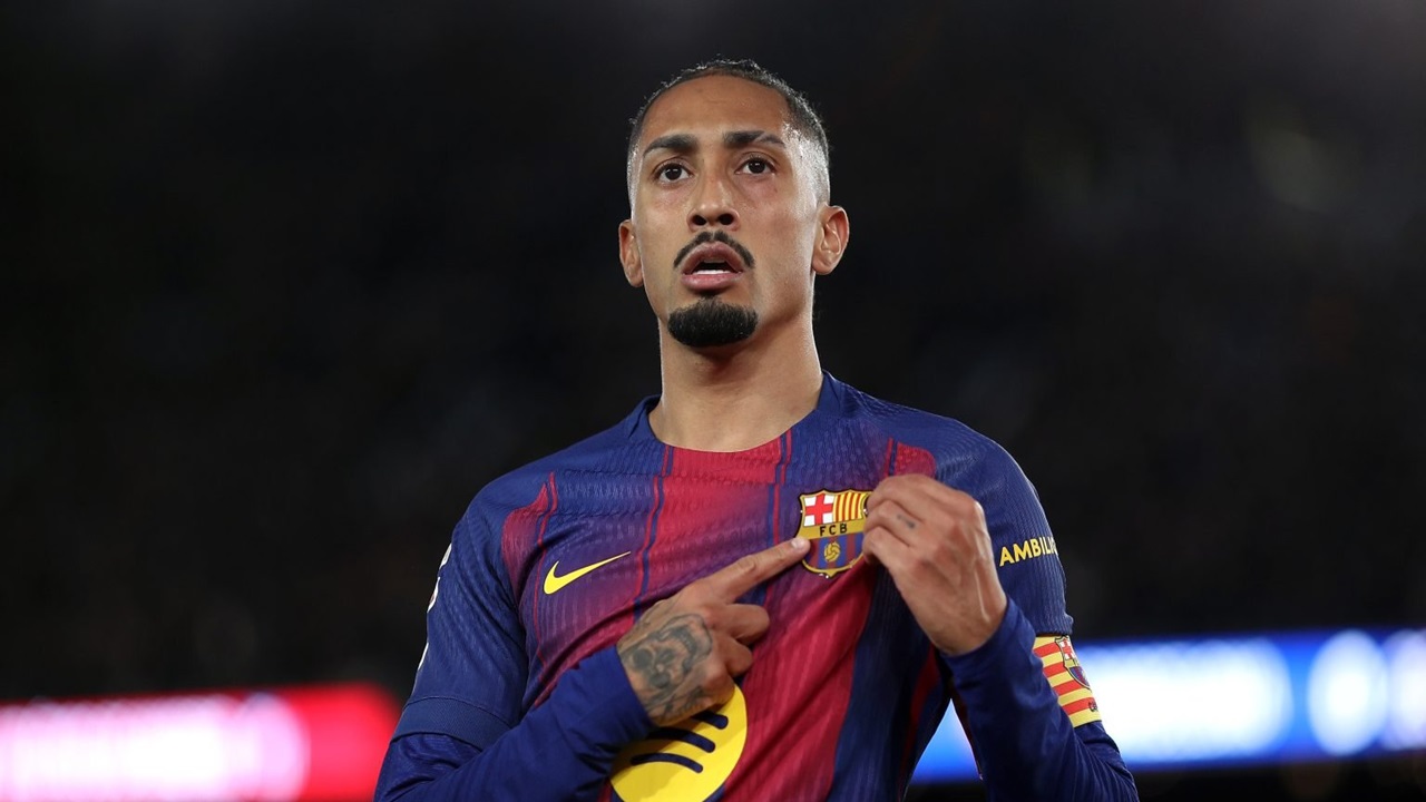 Raphinha Bantah Rumor Ingin Meninggalkan Barcelona