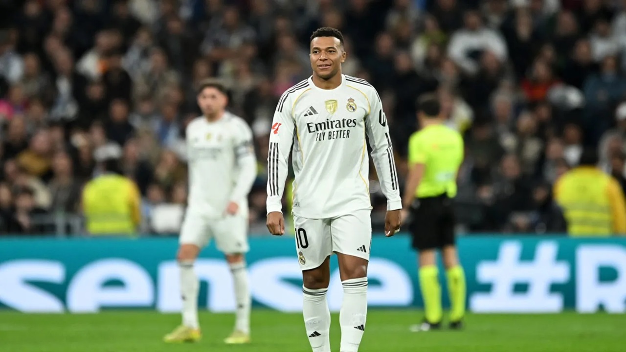 Kylian Mbappe Akan Main Lawan Man City meski Alami Cedera Jari