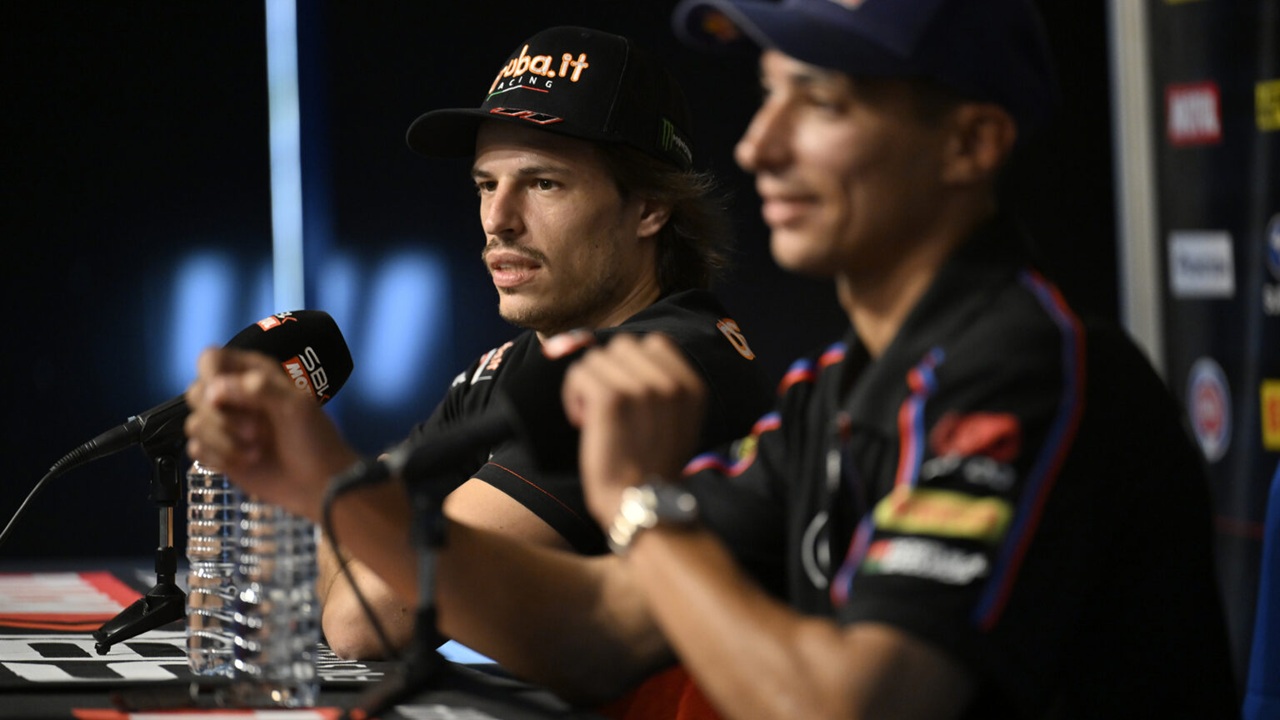 Nicolo Bulega dan Toprak Razgatlioglu