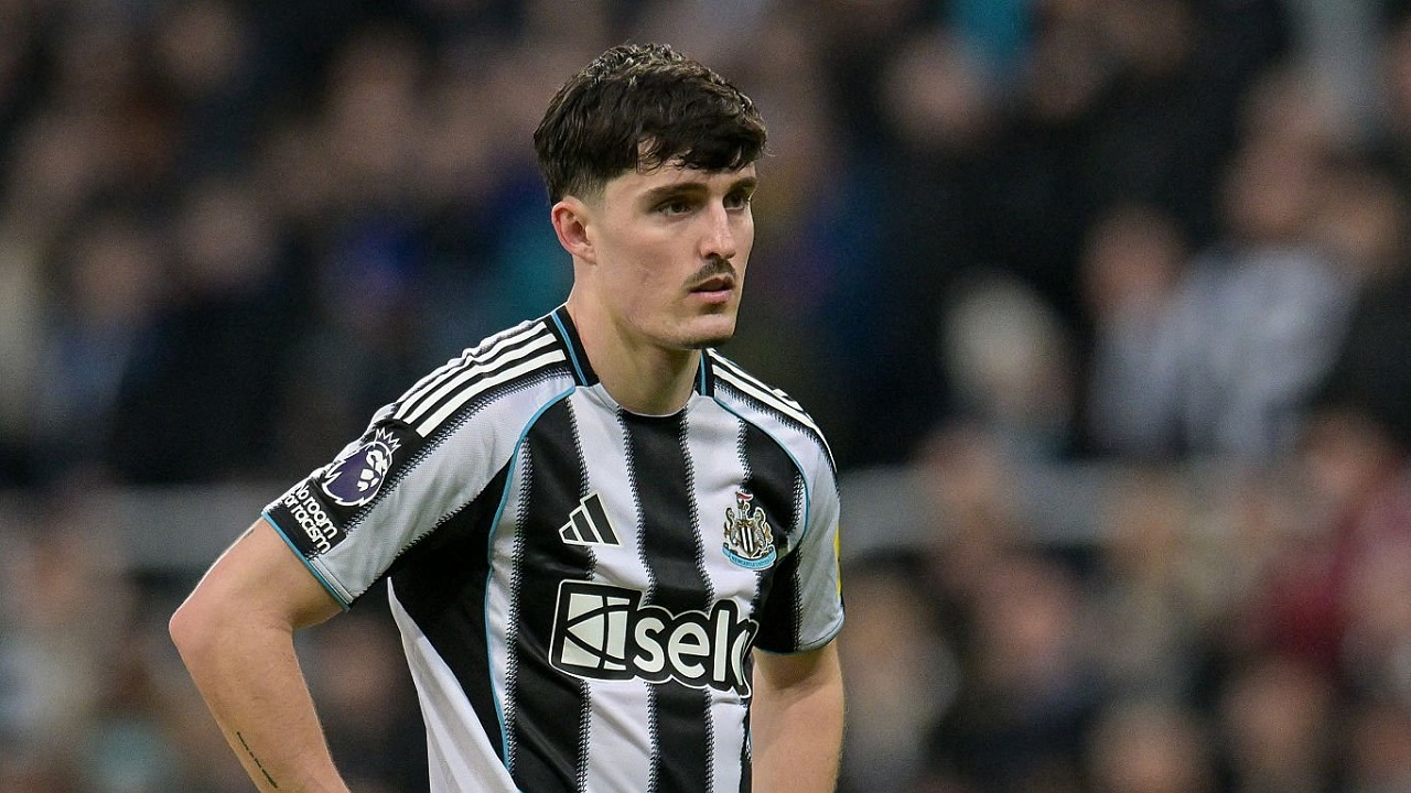 Bek Newcastle United, Tino Livramento