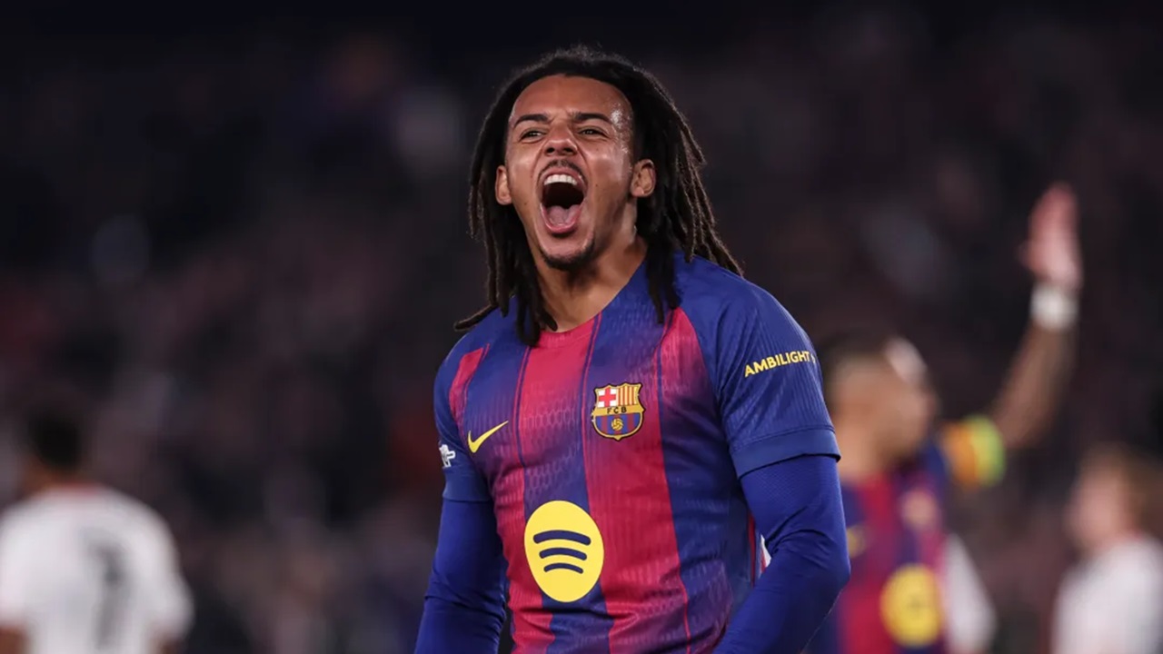 Jules Kounde Senang Bisa Cetak Dua Gol Lawan Frankfurt