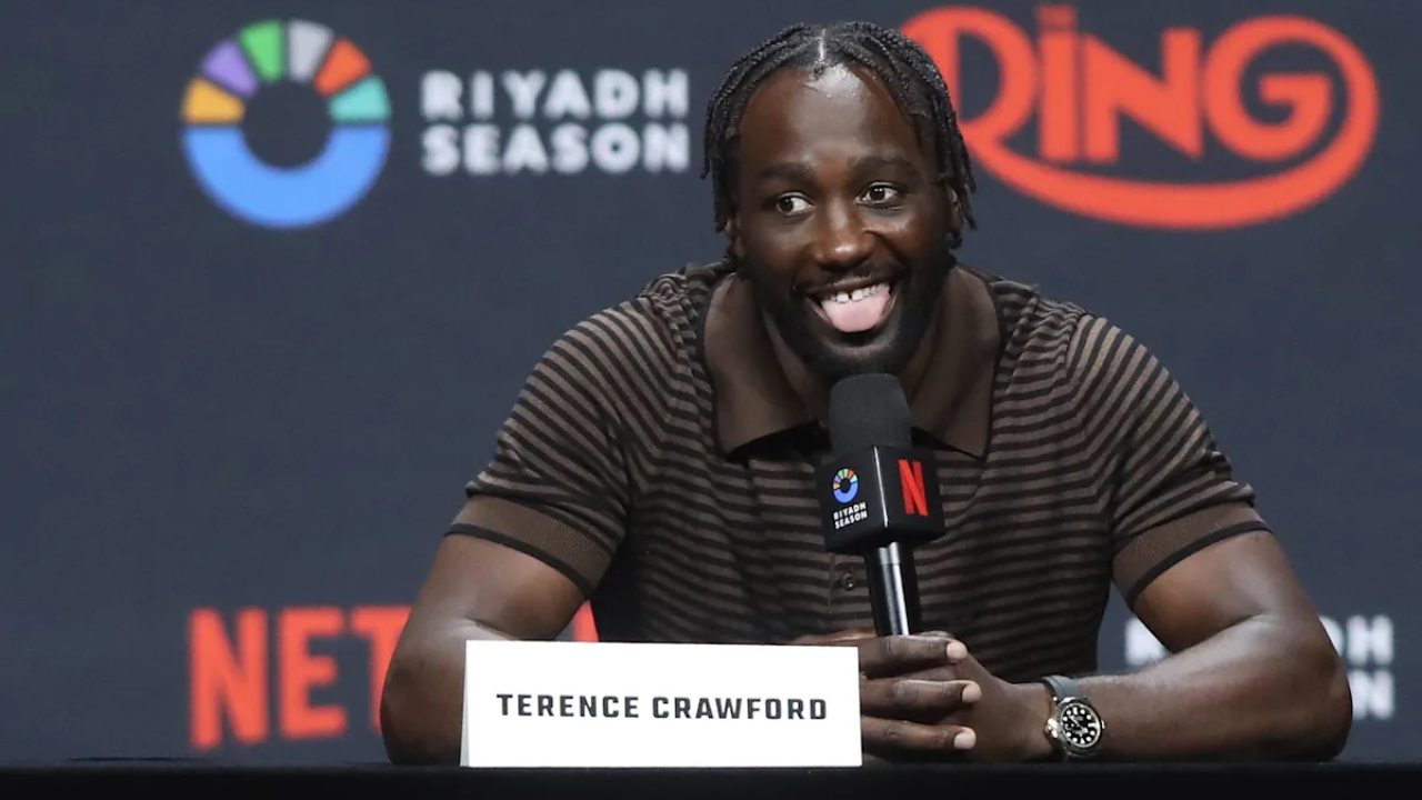 Terence Crawford menanggapi narasi bahwa ia “tidak bisa menjual” atau tidak cukup populer sebagai bintang tinju. (Foto: Fight TV)