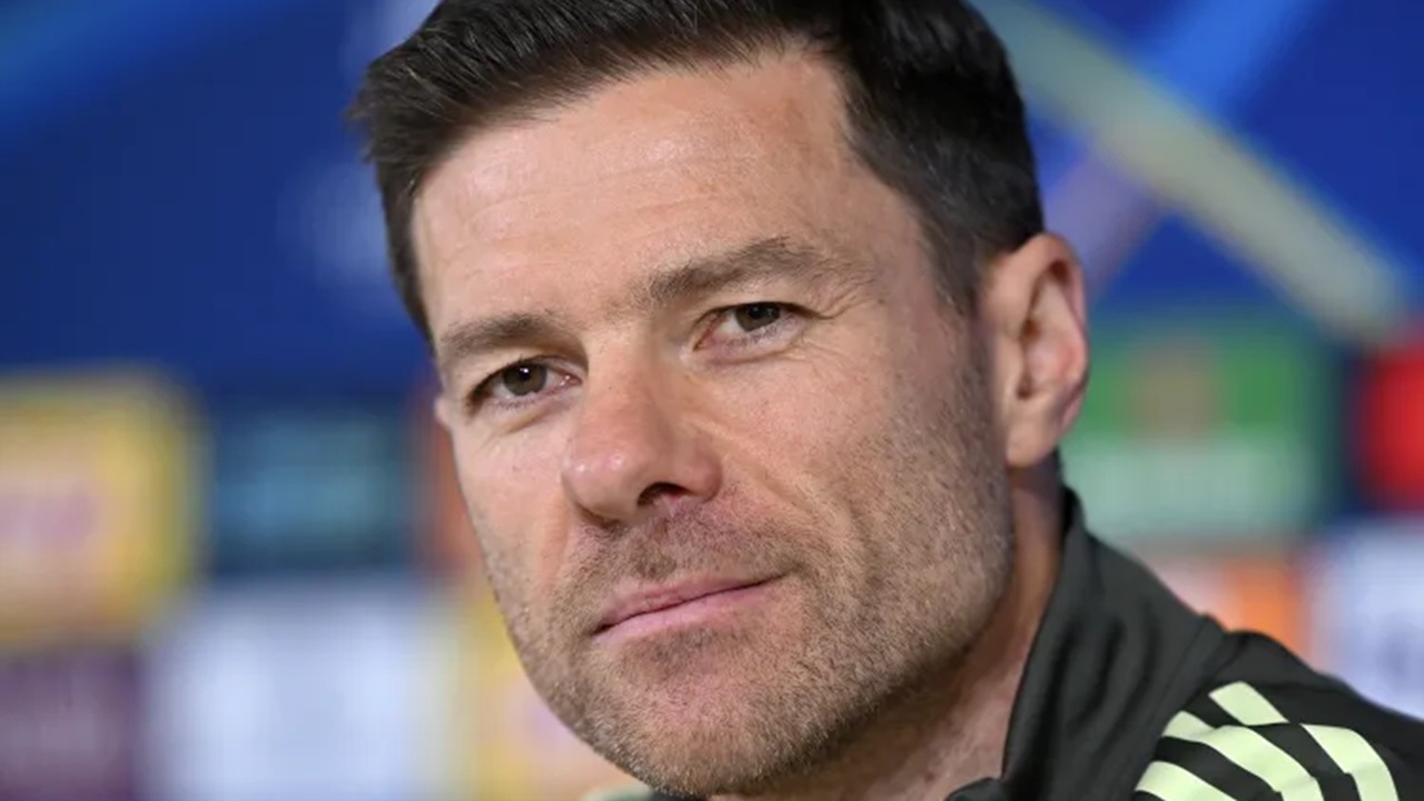 Xabi Alonso Belum Melakukan Kontak dengan Liverpool