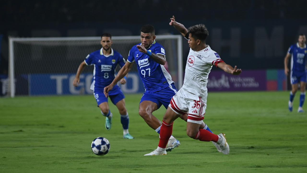 Persib belum pikirkan lawan di 16 besar