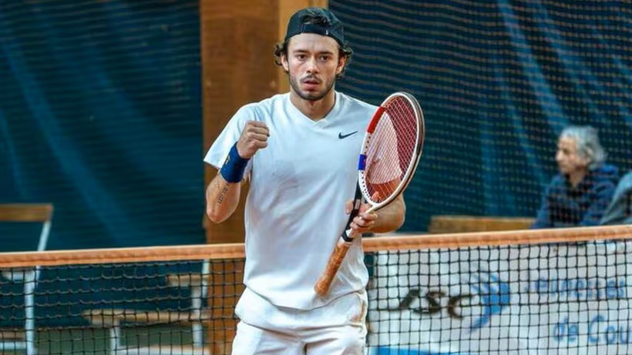 Dilarang Bertanding Selama 20 Musim, Siapa Quentin Folliot?