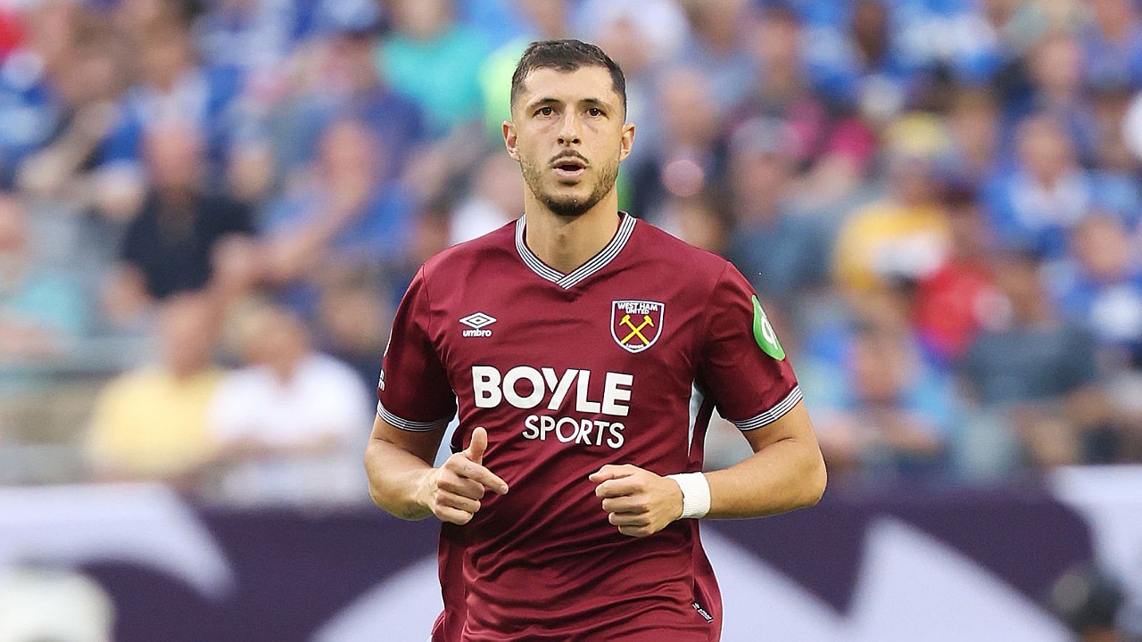 Gelandang West Ham, Guido Rodriguez