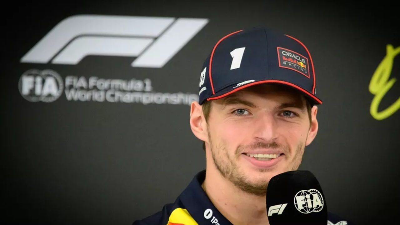 Max Verstappen Tidak Akan Hadiri FIA Awards karena Sakit