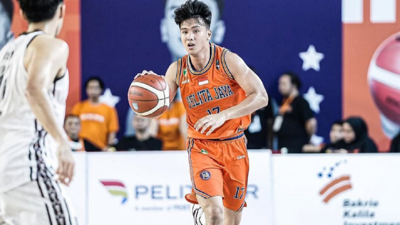 Greans Tangkulung resmi berlabuh ke Satria Muda Pertamina. (Gambar: IBL Indonesia)