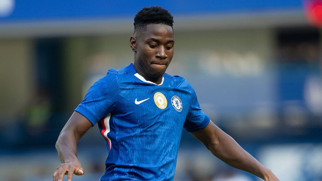 Enzo Maresca mengabarkan kondisi Dario Essugo