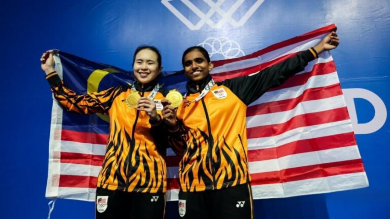 Pearly/Thinaah Ganda Putri Pertama Malaysia Peraih Medali Emas SEA Games