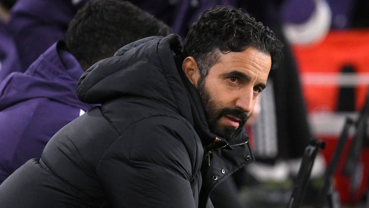 Tak Sepenuhnya Tahu Internal Klub, Amorim Tanggapi Kritik Legenda United