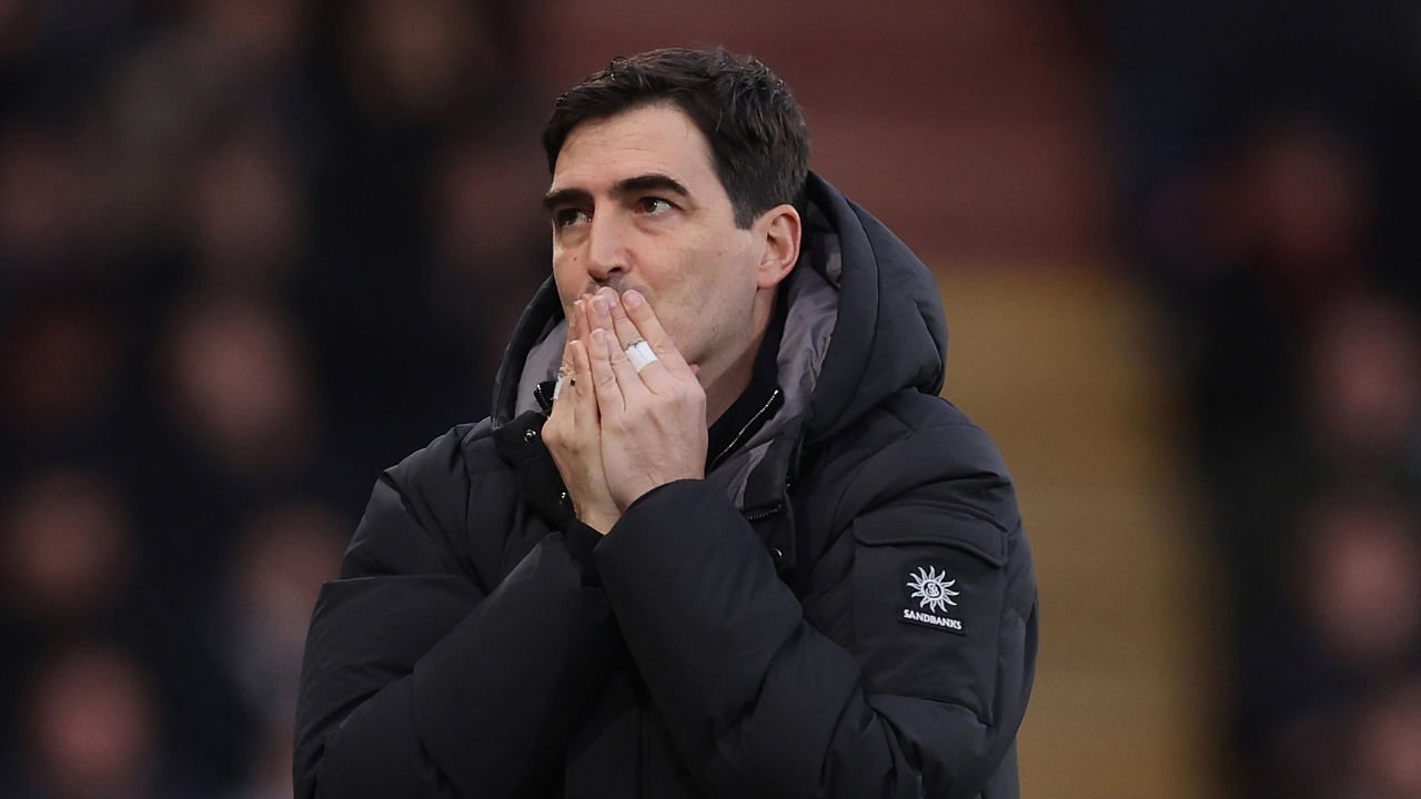 Tandang ke MU, Andoni Iraola Prediksi Laga Akan Sulit Bagi Bournemouth