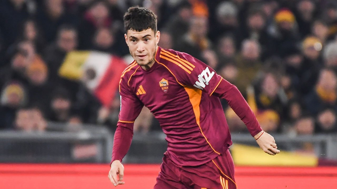 AS Roma vs Como Berjalan Panas, Cesc Fabregas Puji Matias Soule