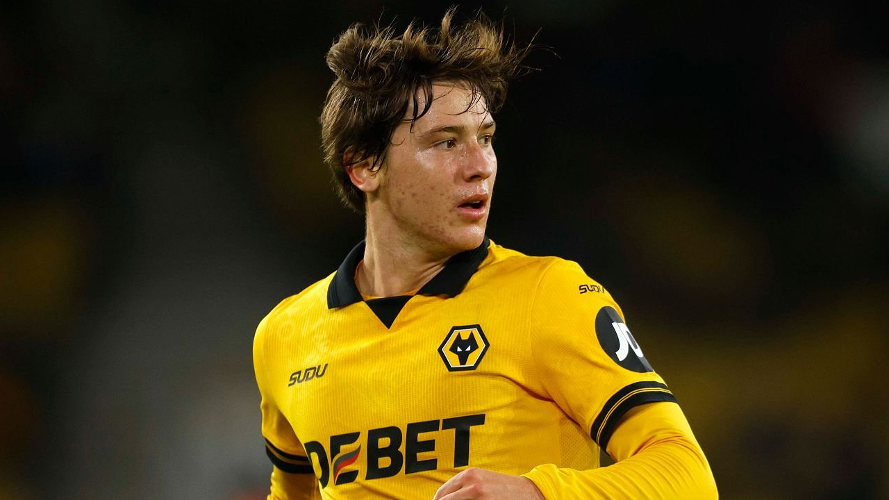 Baru Didatangkan Wolves, Celta Vigo Bidik Kembali Fer Lopez