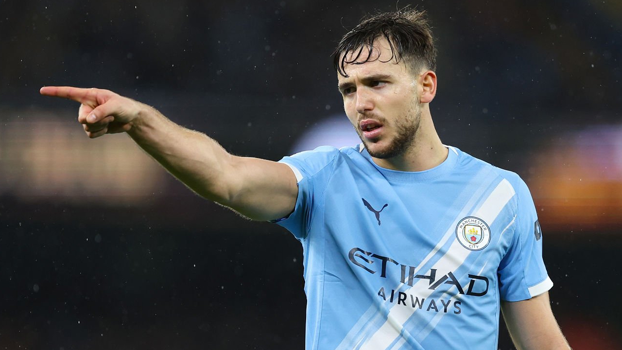 Jelang Lawan Brentford, Pep Guardiola Diminta Jaga Kebugaran Nico Gonzalez