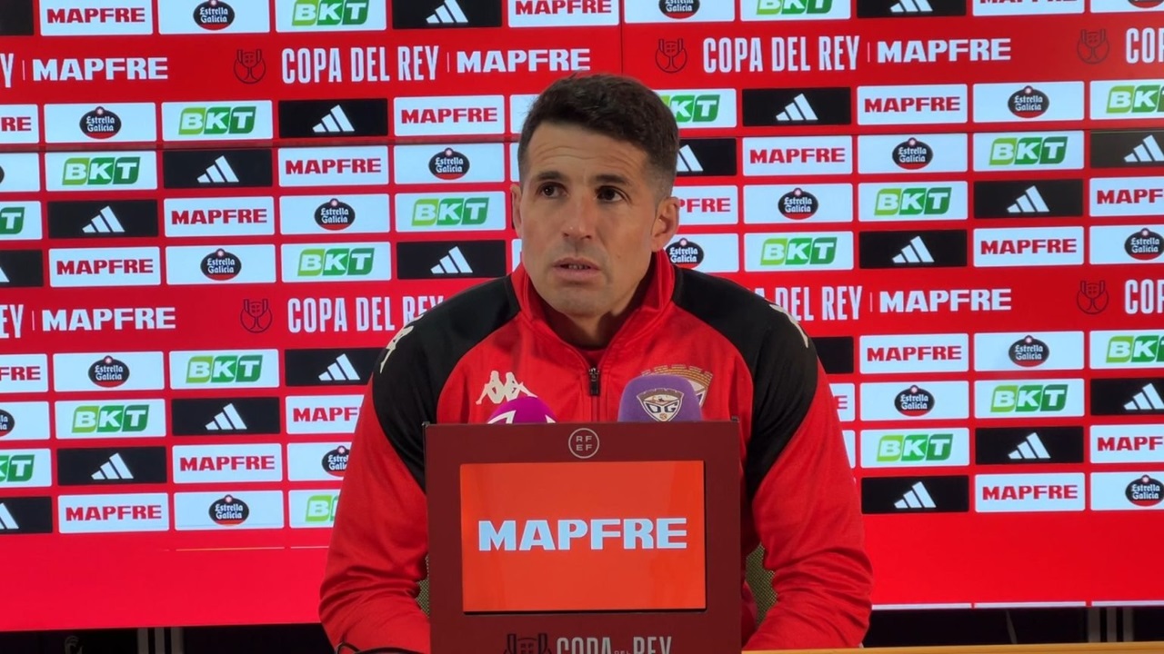 Pelatih Guadalajara Tak Sabar Menghadapi Barcelona