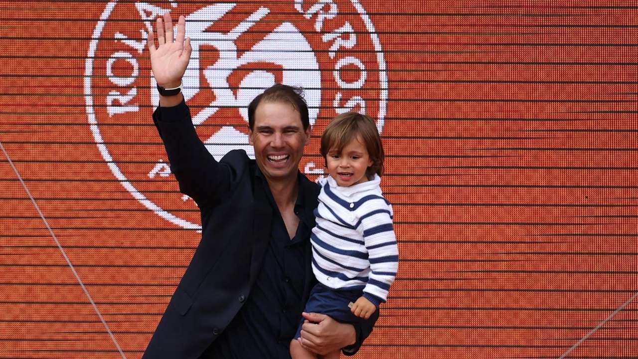 Anak Rafael Nadal Curi Perhatian Ketikat Masuki Lapangan Dengan Pegang Raket