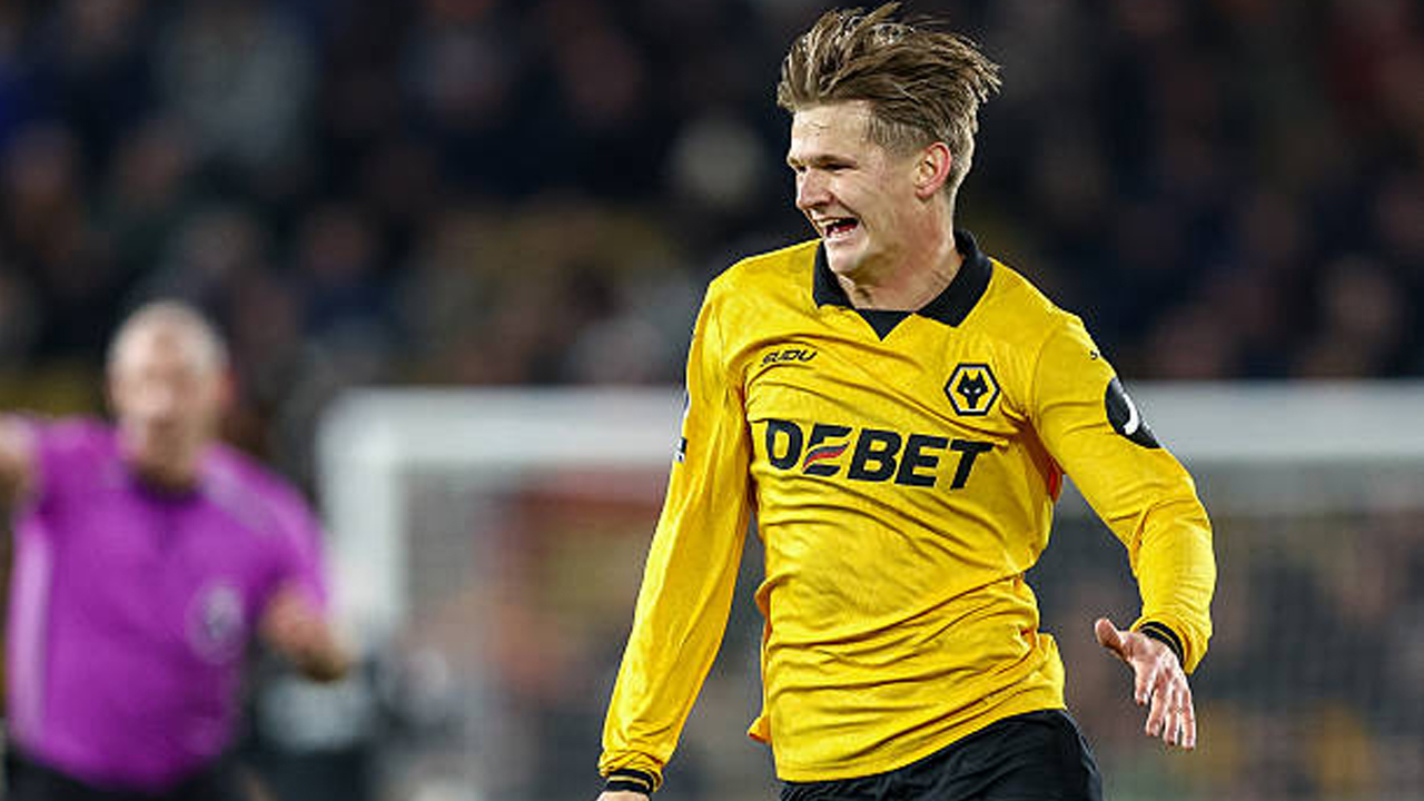 Brighton Bidik David Moller Wolfe, Wolves Siapkan Rencana Jual Pemain?