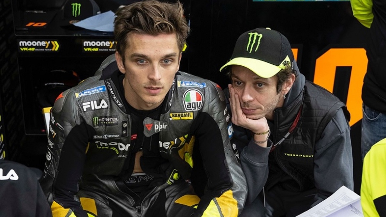 Luca Marini dan Valentino Rossi
