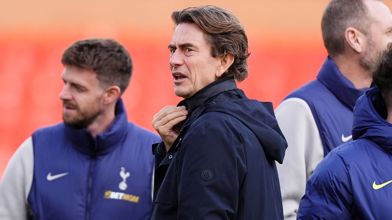 Masa Depan Thomas Frank Disorot Menjelang Laga Tottenham vs Liverpool