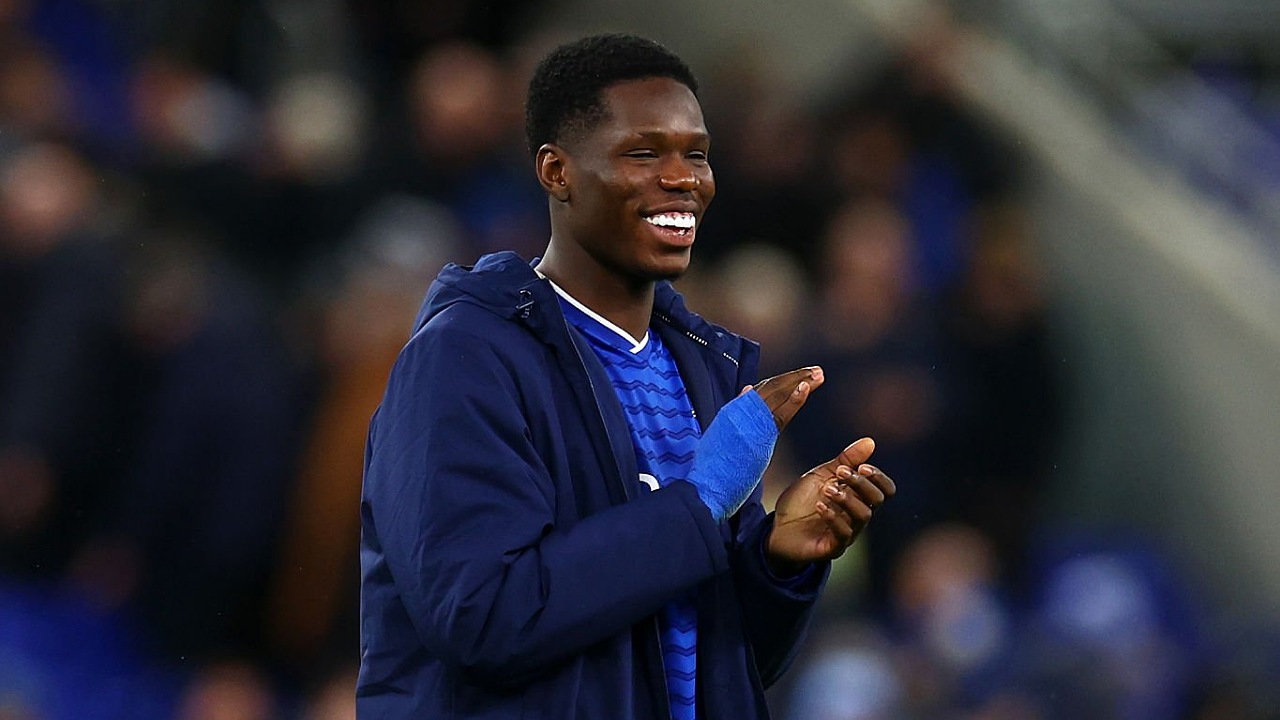 Penyerang Everton, Thierno Barry