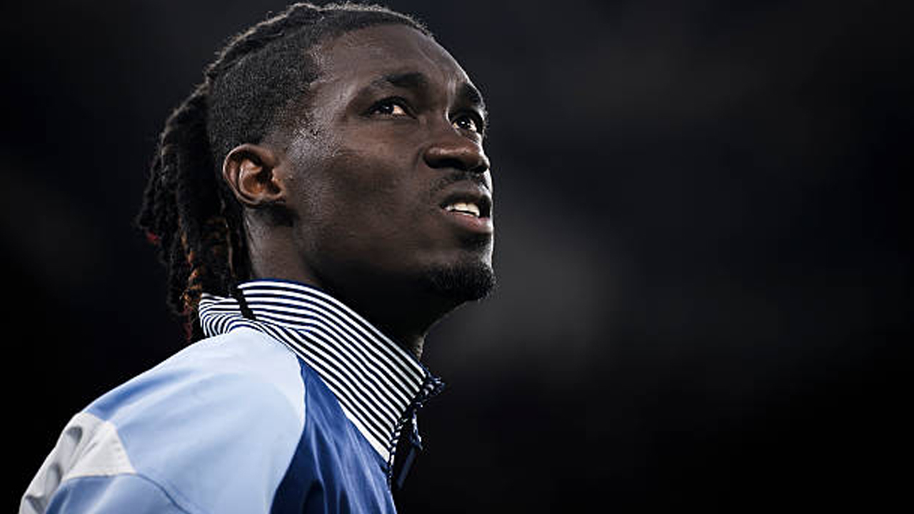 Cuci Gudang, Tottenham Segera Tentukan Masa Depan Yves Bissouma