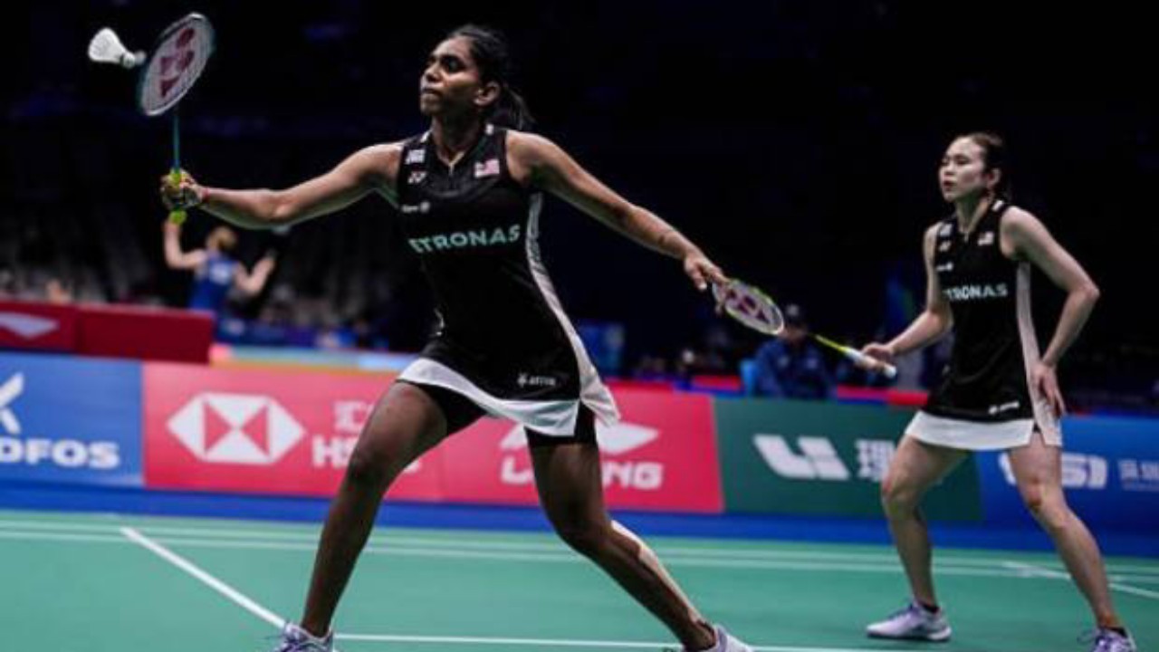 World Tour Finals 2025: Pearly/Thinaah Raih Kemenangan Atas Iwanaga/Nakanishi