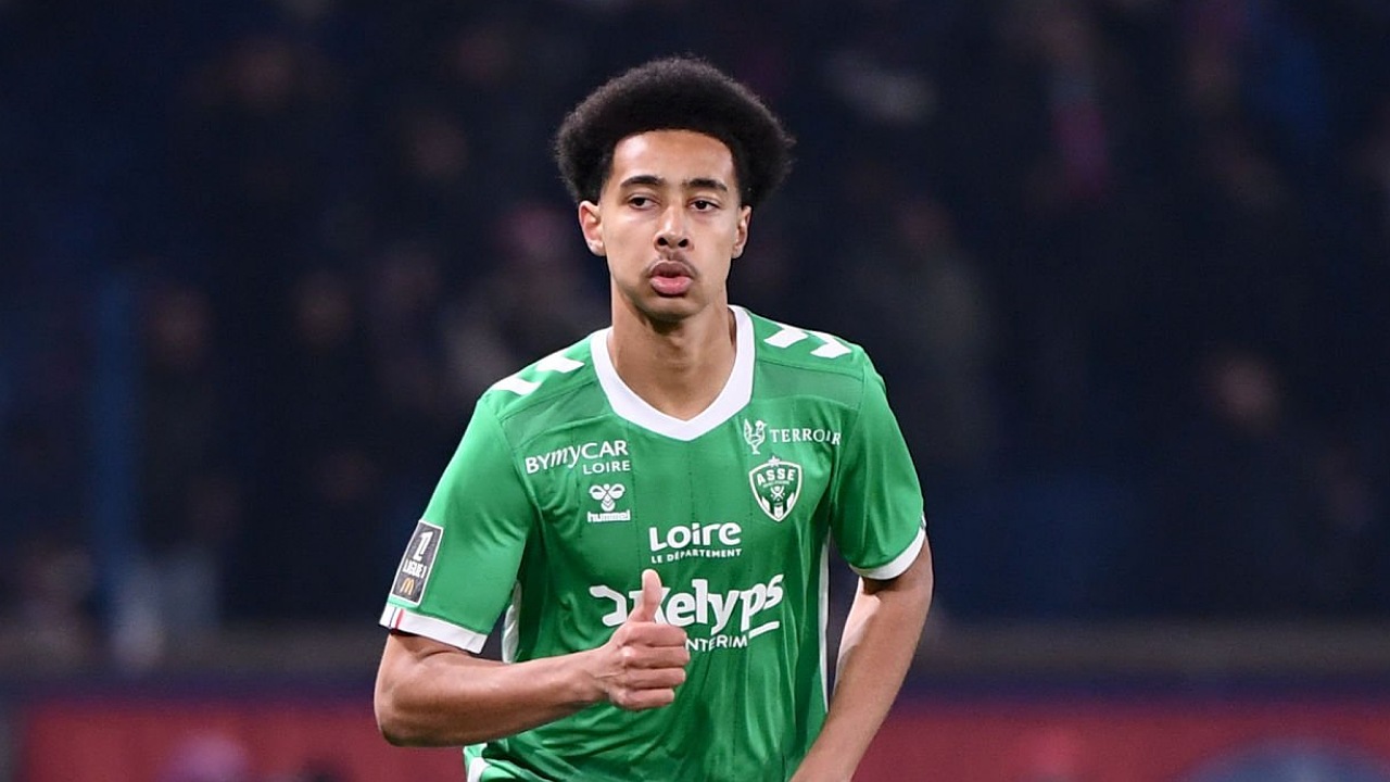 Pemain muda Saint-Etienne, Djylian N'Guessan, masuk radar Chelsea