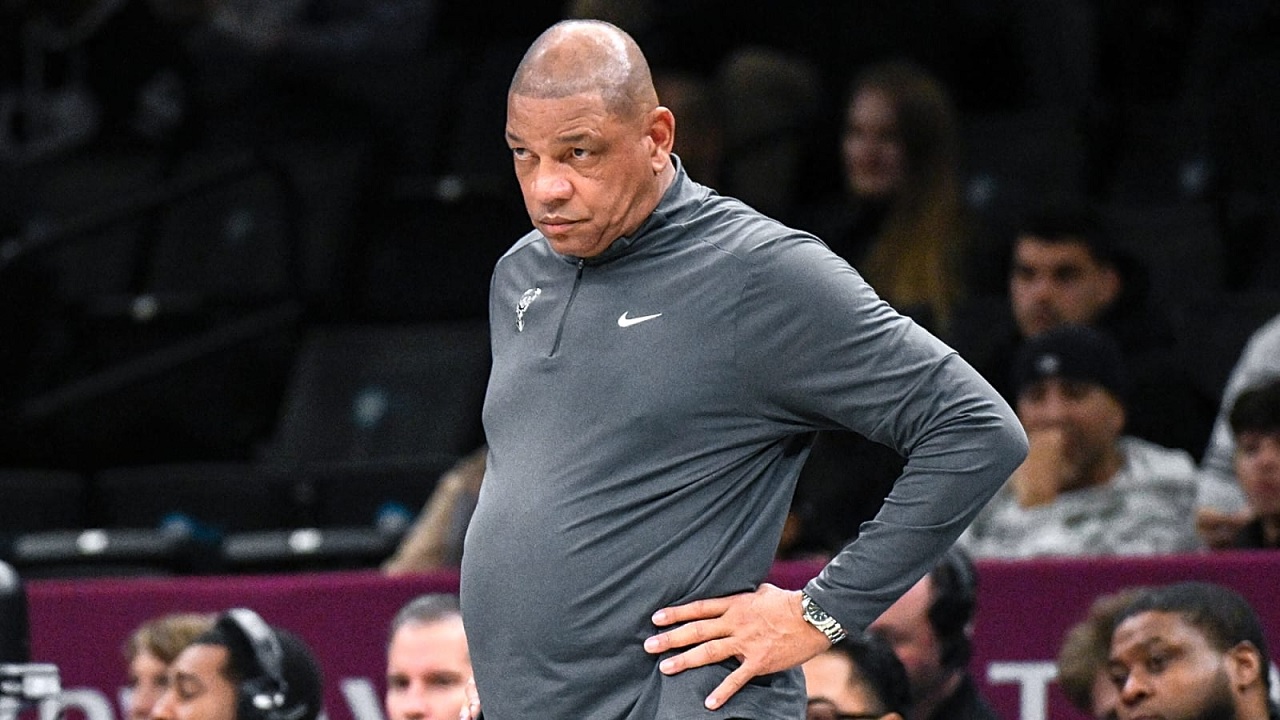Doc Rivers bicara soal kekalahan pahit Bucks dari Raptors.