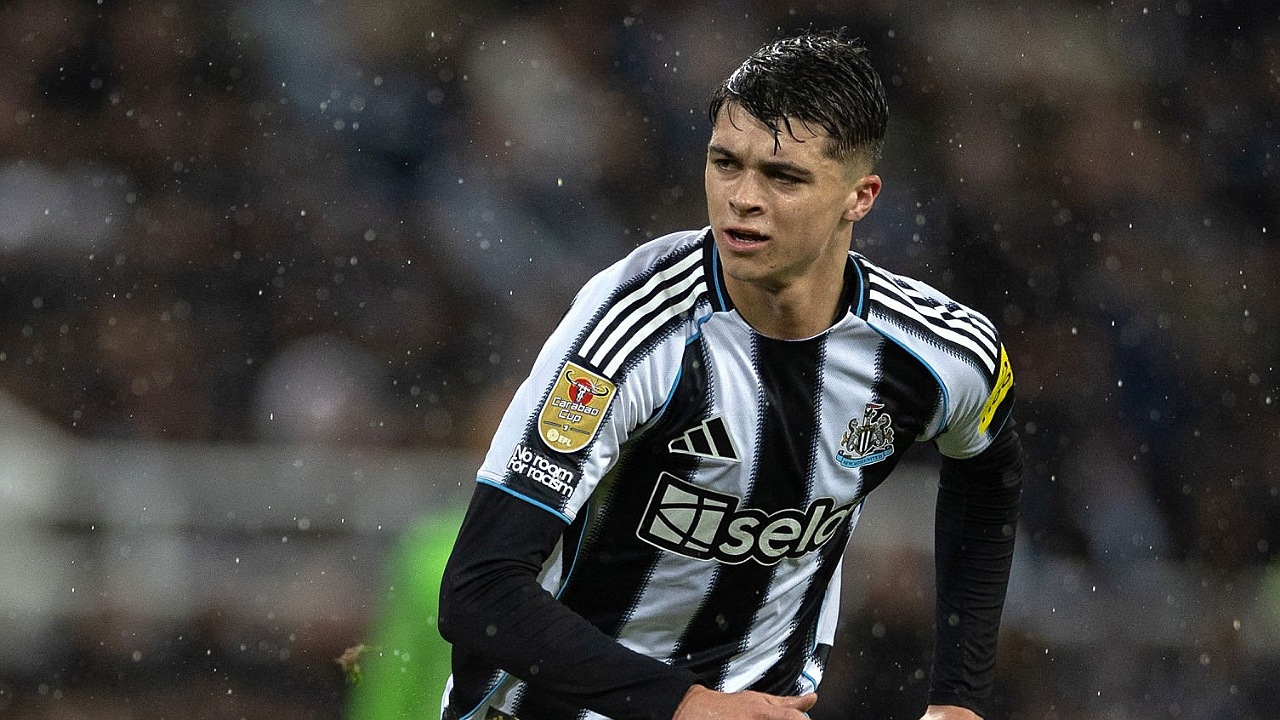 Lewis Miley Yakin Makin Hebat di Newcastle Berkat Guimaraes dan Tonali