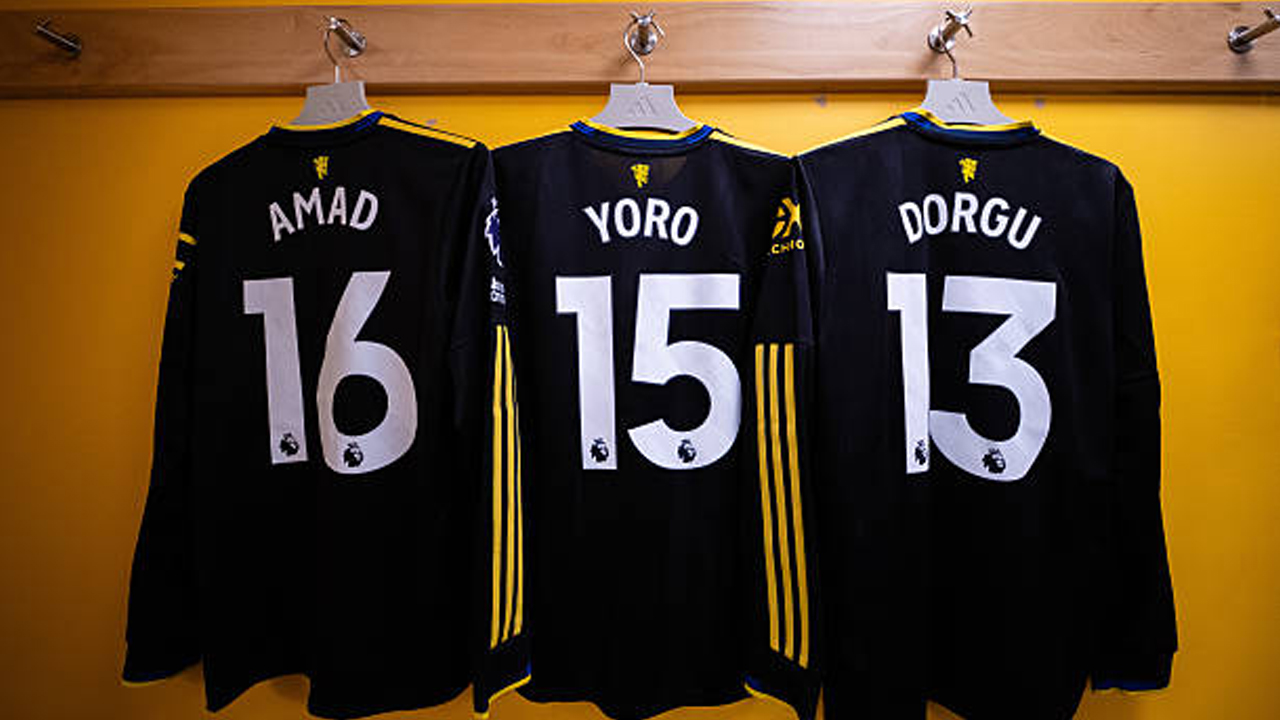 Produsen Angkat Suara Soal Biaya Tinggi Produksi Jersey Sepak Bola