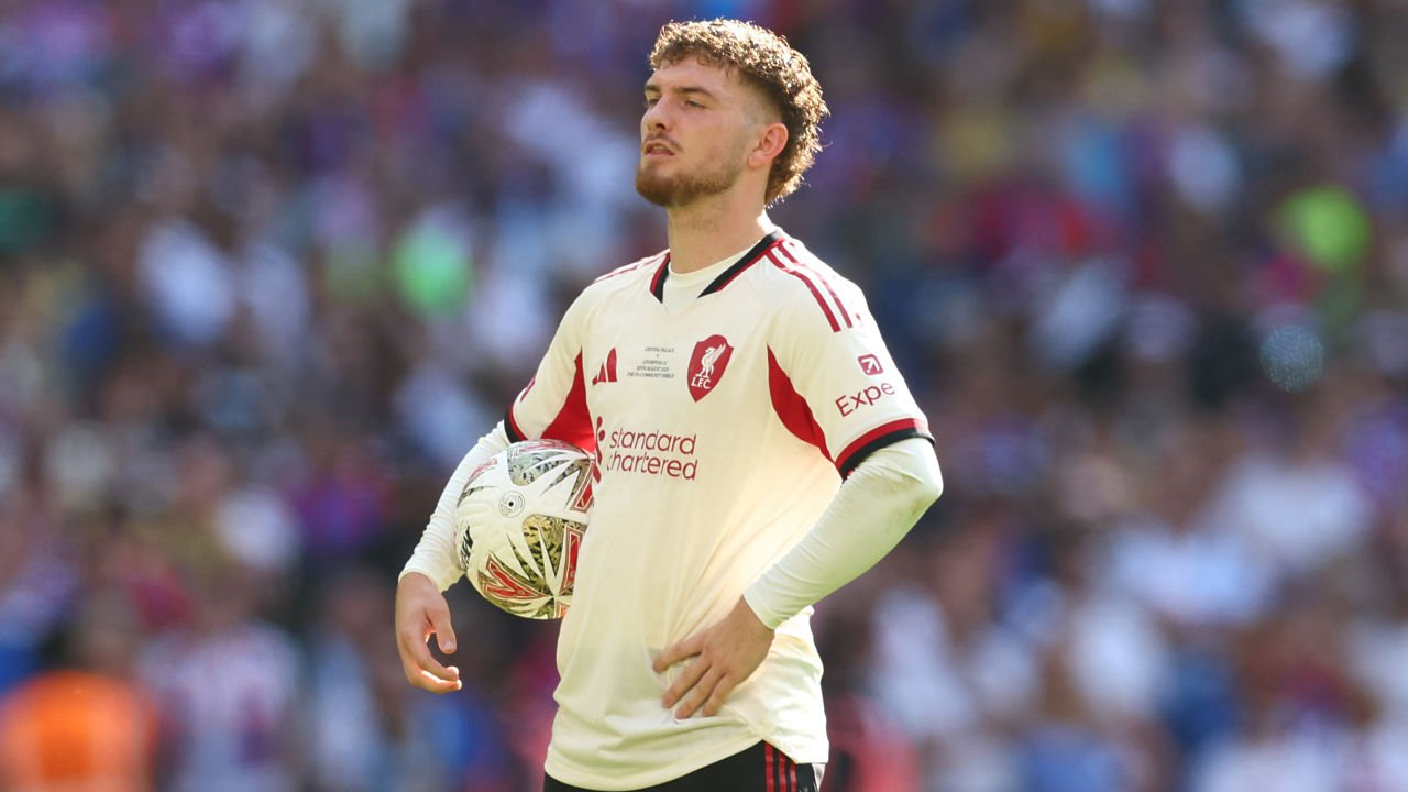 Kesempatan Kedua, Harvey Elliott Berpeluang Kembali Berseragam Liverpool?