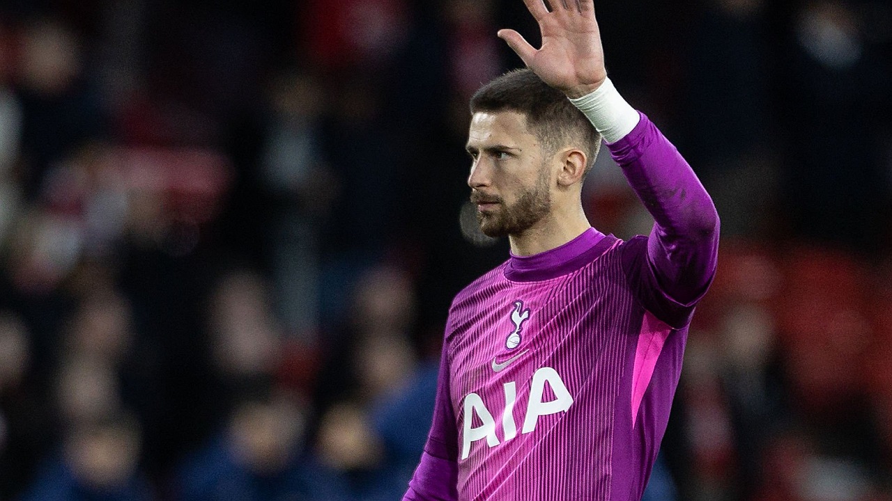 Guglielmo Vicario dibela manajer Tottenham, Thomas Frank