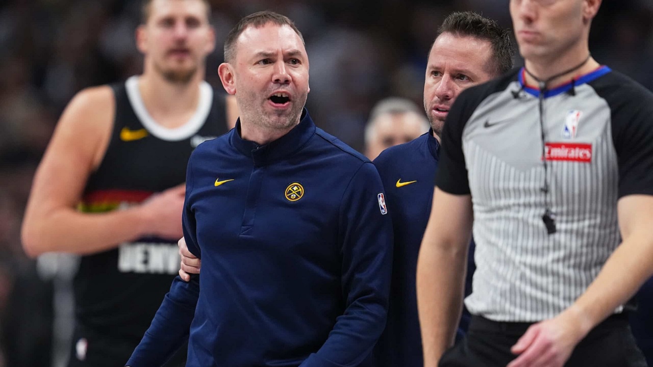 David Adelman beberkan alasannya marah besar kepada wasit.