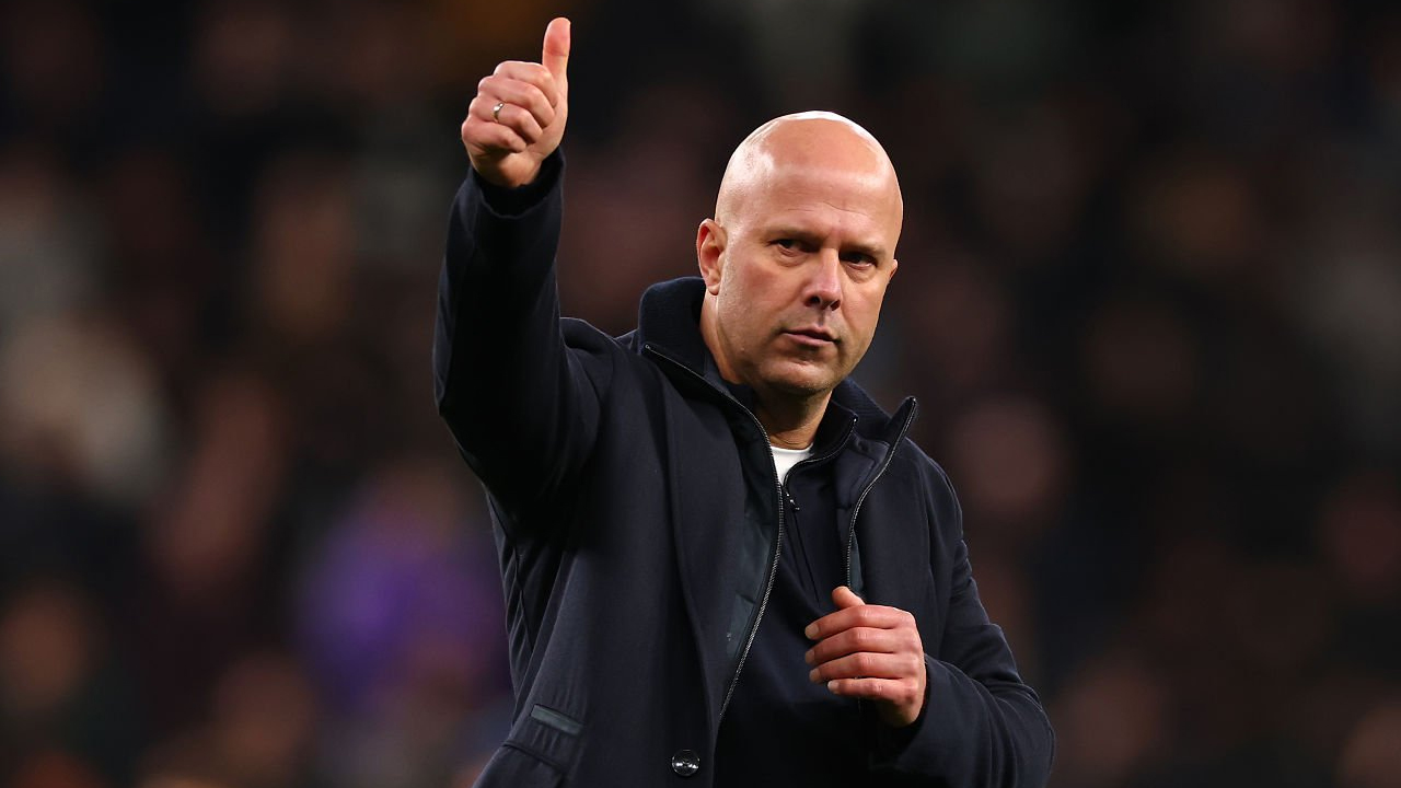 Arne Slot Sebut Manajemen Sudah Antisipasi Musim Buruk Liverpool