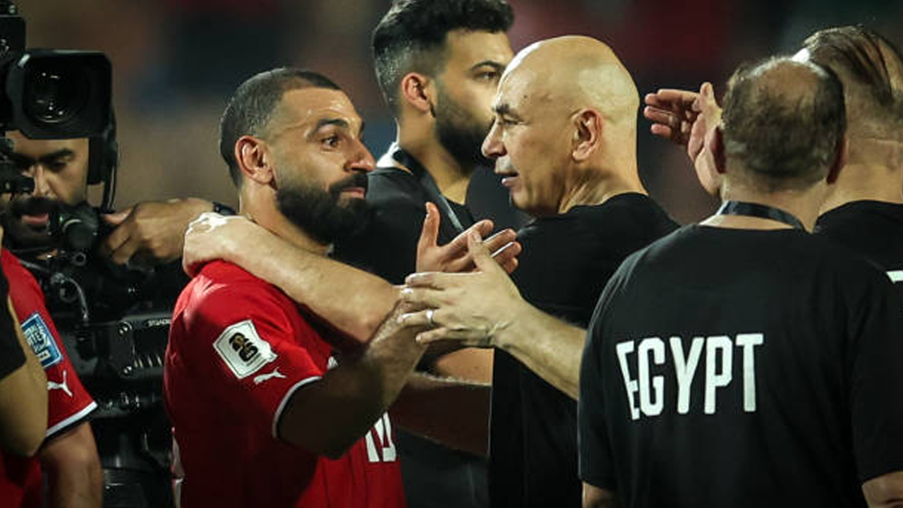 Jadi Sorotan di Liverpool, Hossam Hassan Bela Mohamed Salah Dari Isu Krisis