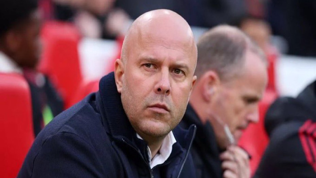 Tottenham enggan melepas gelandang incaran Liverpool