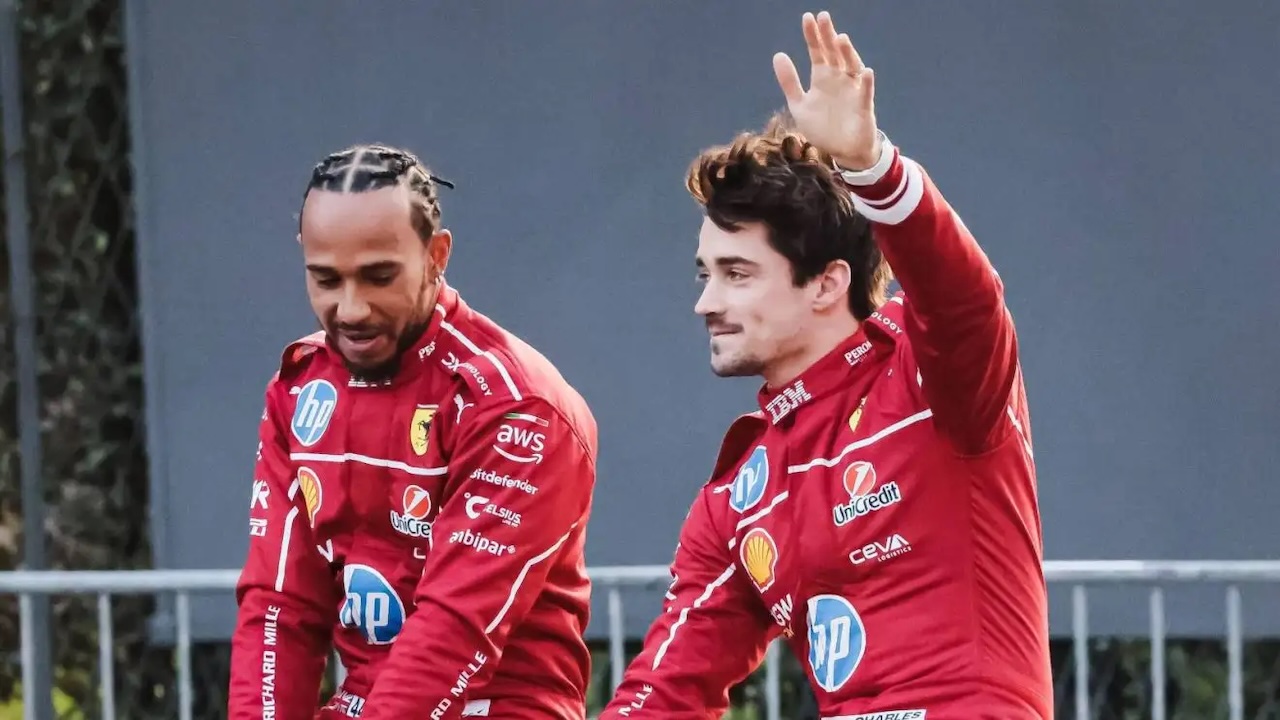 Lewis Hamilton Kesulitan di Ferrari, Leclerc Pilih Fokus ke Diri Sendiri