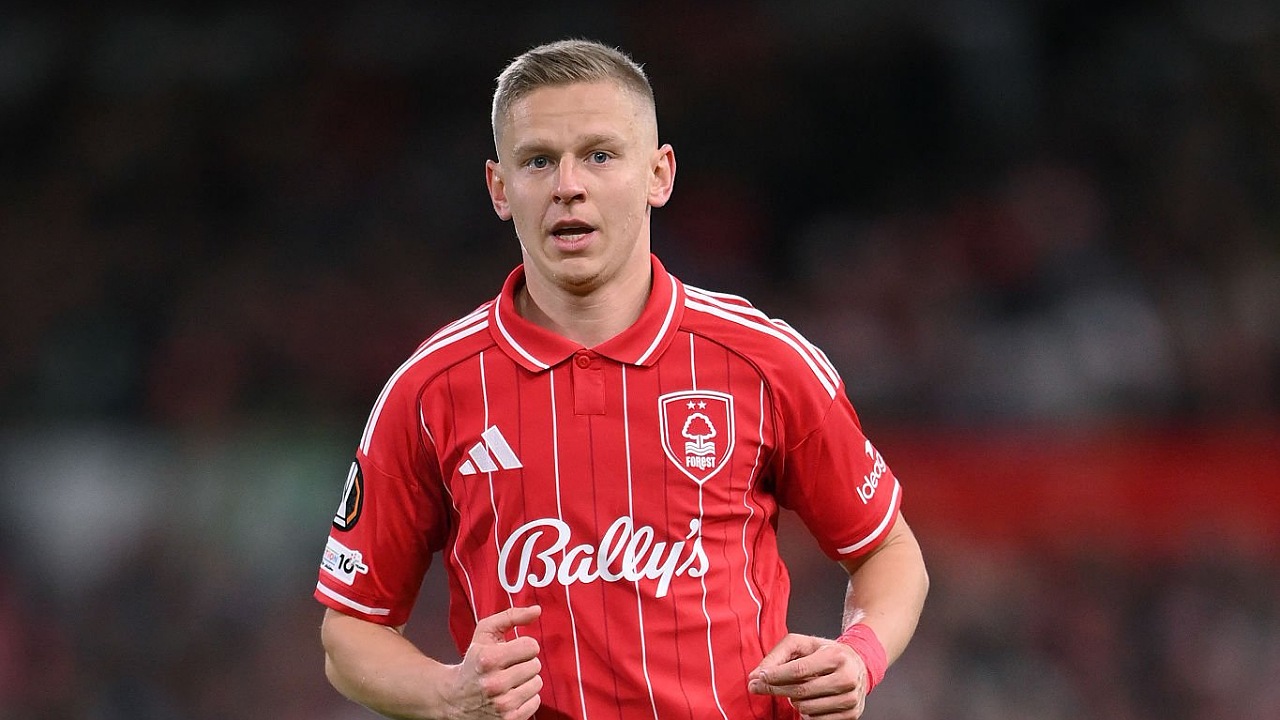 Oleksandr Zinchenko sedang dipinjamkan ke Nottingham Forest
