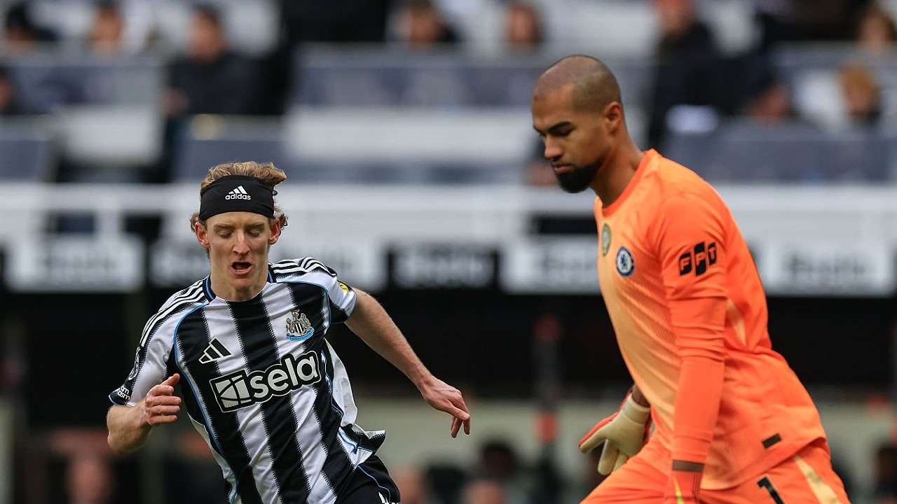 Robert Sanchez Akui Chelsea Telat Panas Usai Tahan Imbang Newcastle